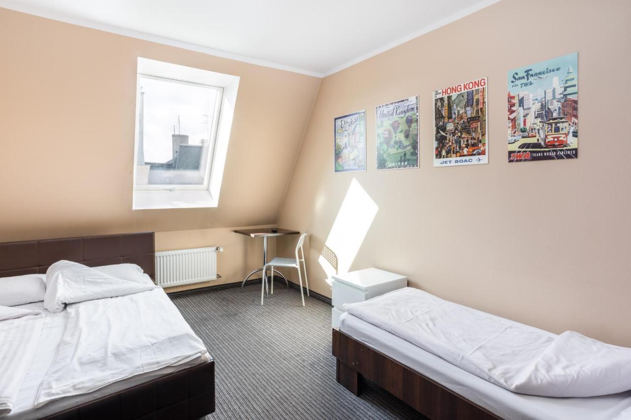 Shick Hostel Wroclaw Luaran gambar