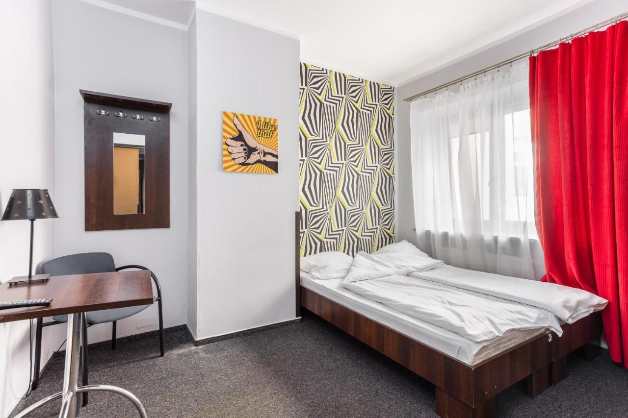 Shick Hostel Wroclaw Luaran gambar