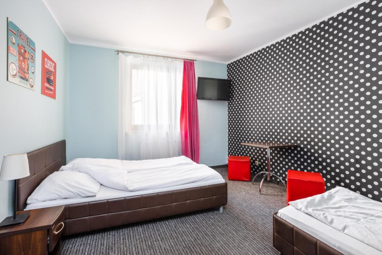 Shick Hostel Wroclaw Luaran gambar